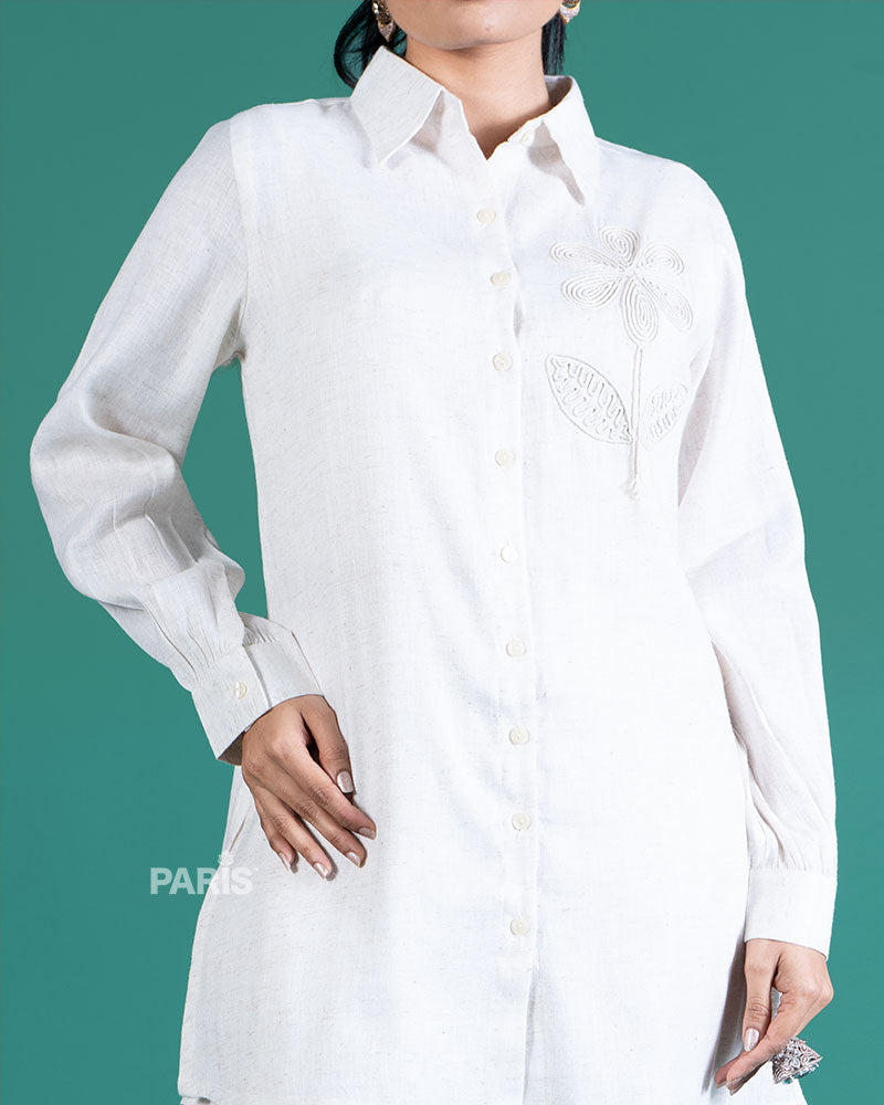 White Textured Shirt-Style Tunic Set with Beige Floral Embroidery and Matching Pants 03