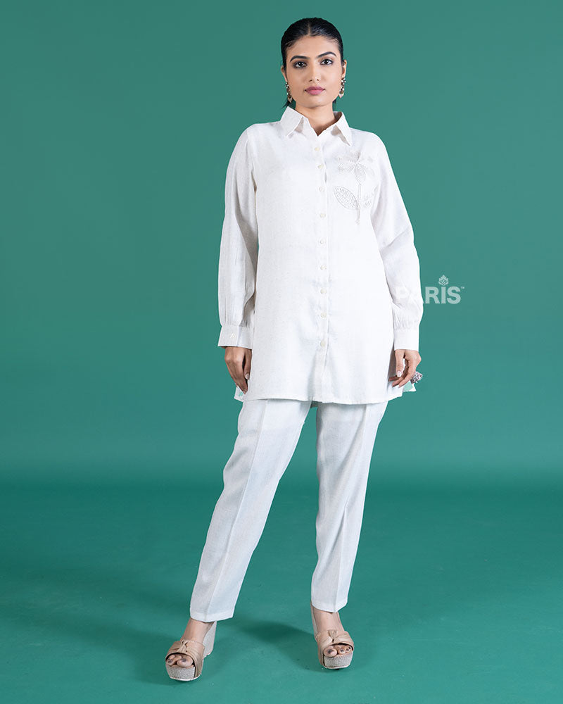 White Textured Shirt-Style Tunic Set with Beige Floral Embroidery and Matching Pants 04