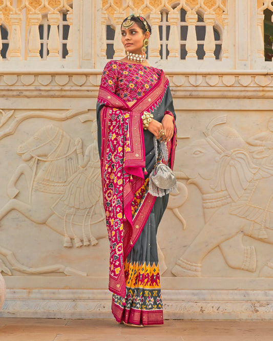 Cloudy Grey Elephants Printed Saree With Contrast Ikat Printed Pallu