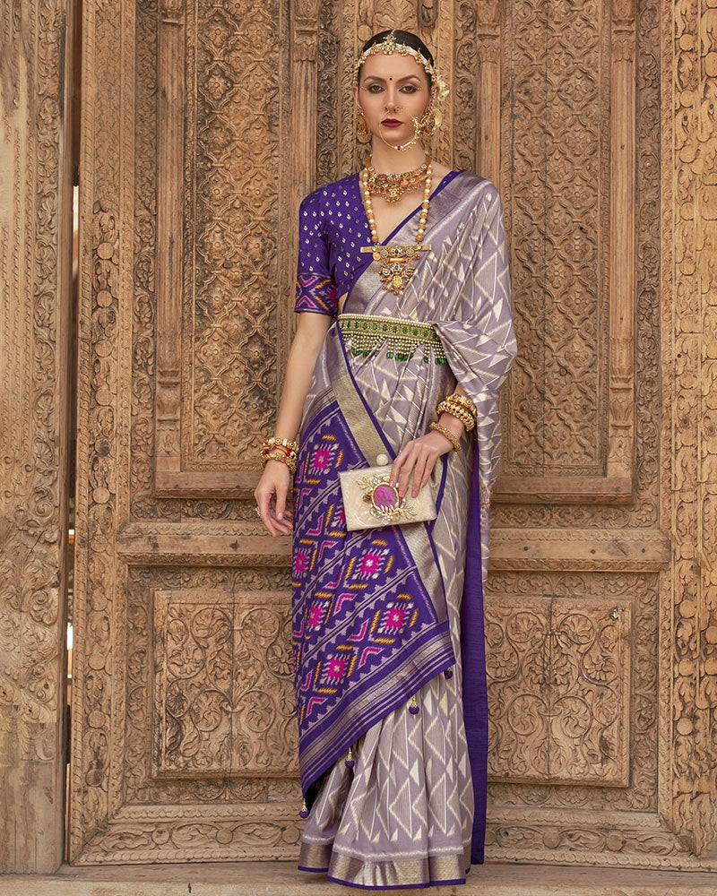Violet Cotton Silk Printed Saree With Figure Detail Pallu And Unstitched Blouse Piece